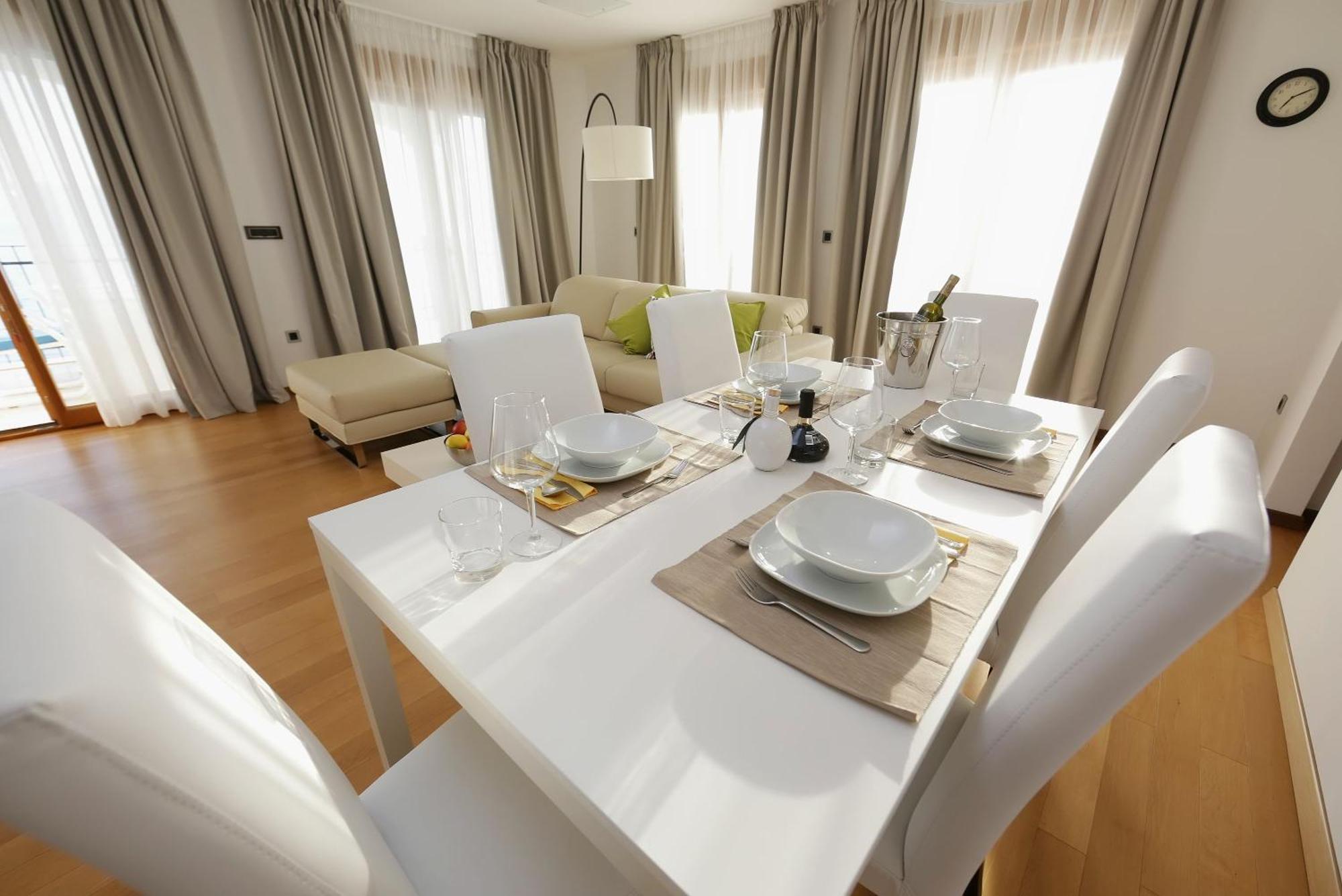 Apartments Poville Residence Povile Oda fotoğraf