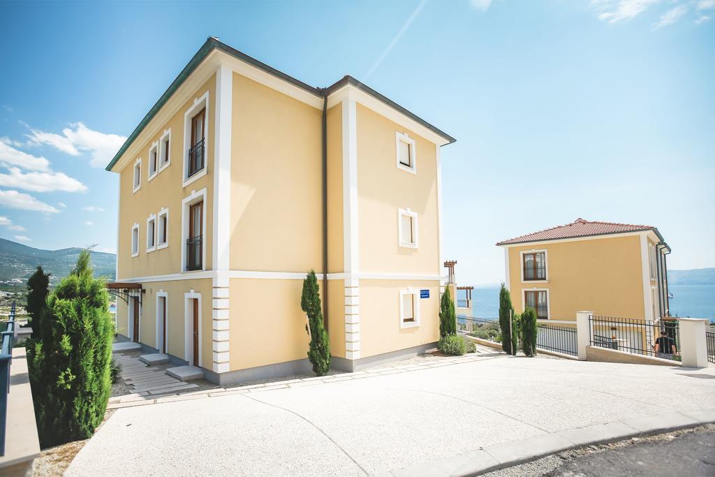 Apartments Poville Residence Povile Dış mekan fotoğraf