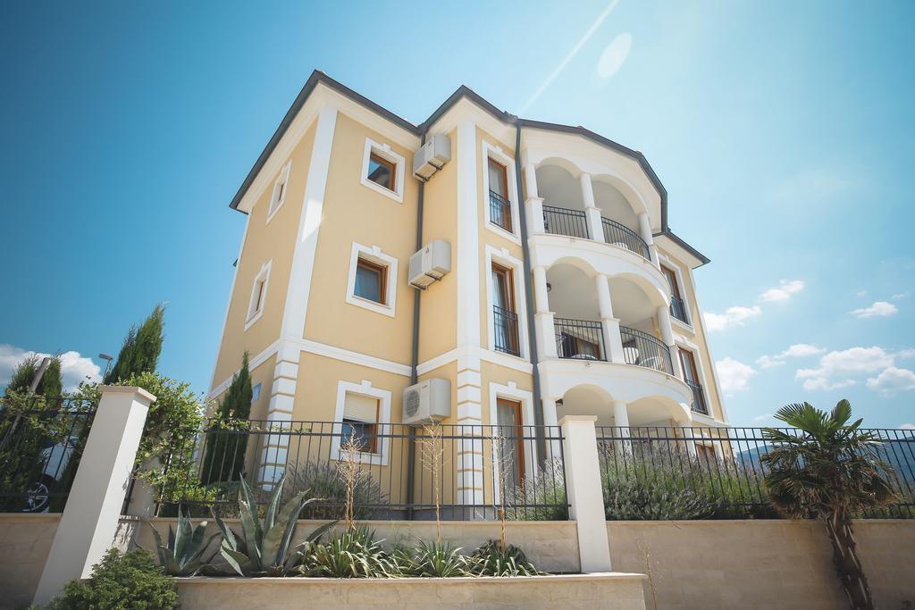 Apartments Poville Residence Povile Dış mekan fotoğraf
