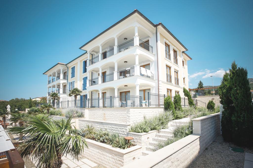 Apartments Poville Residence Povile Dış mekan fotoğraf