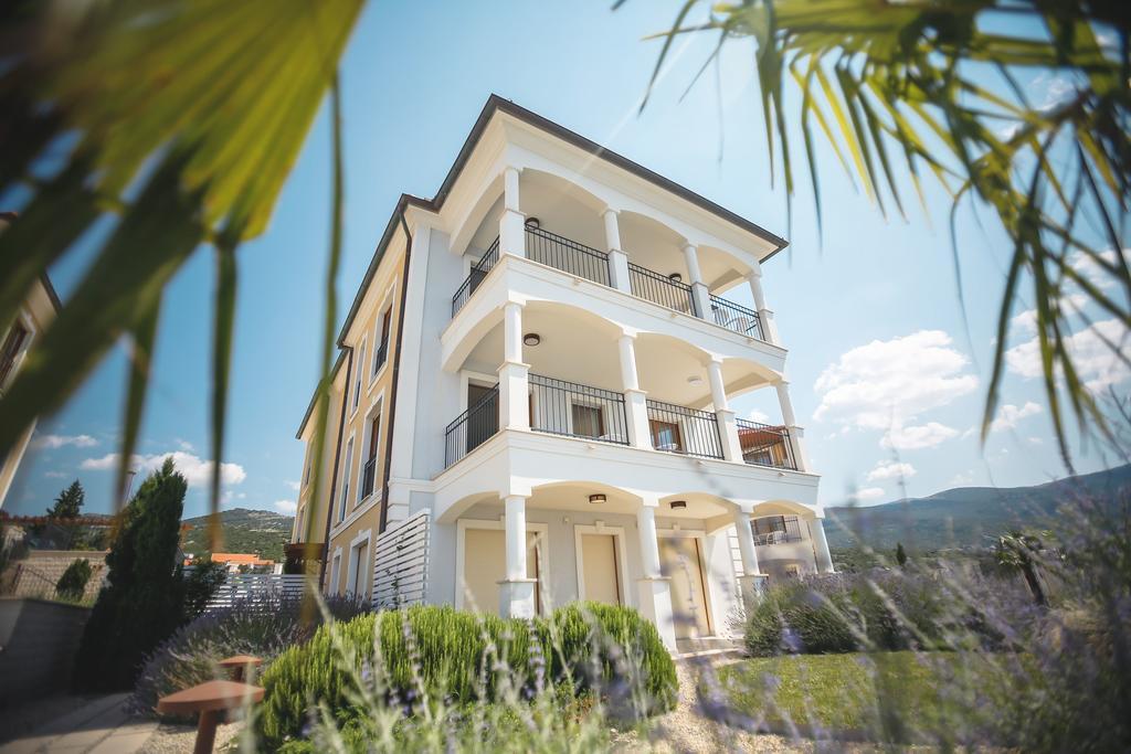 Apartments Poville Residence Povile Dış mekan fotoğraf