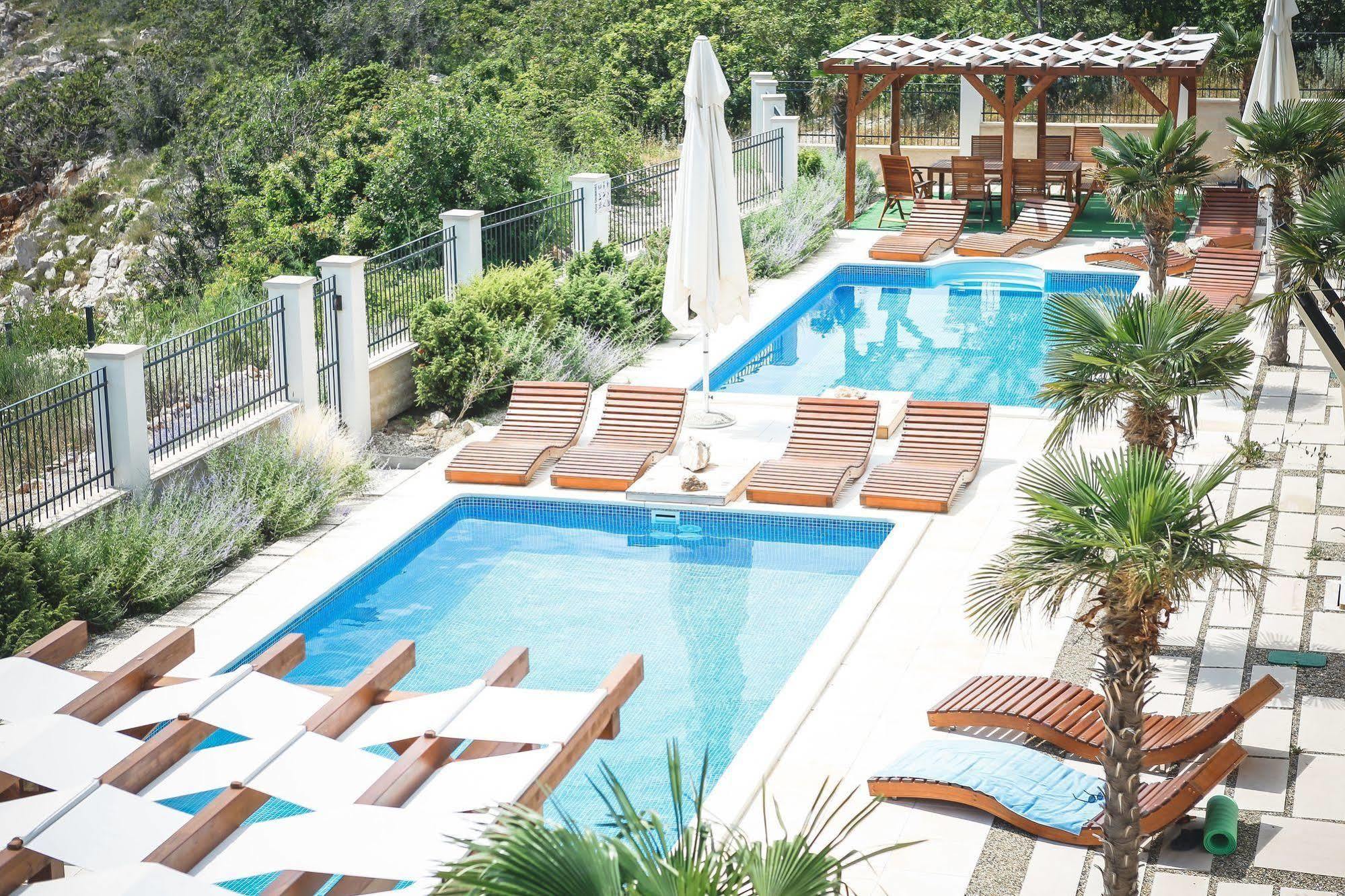 Apartments Poville Residence Povile Dış mekan fotoğraf